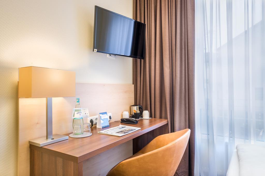 Hotel Mariella Cologne Exterior photo